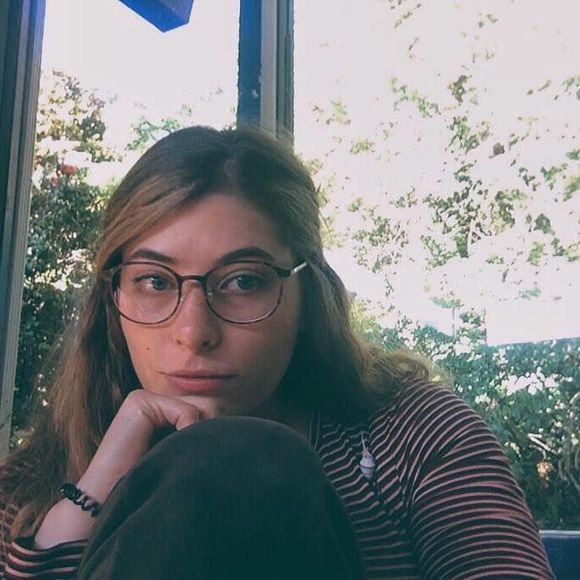 Meet your Posher, Eva - Picture 1 of 1